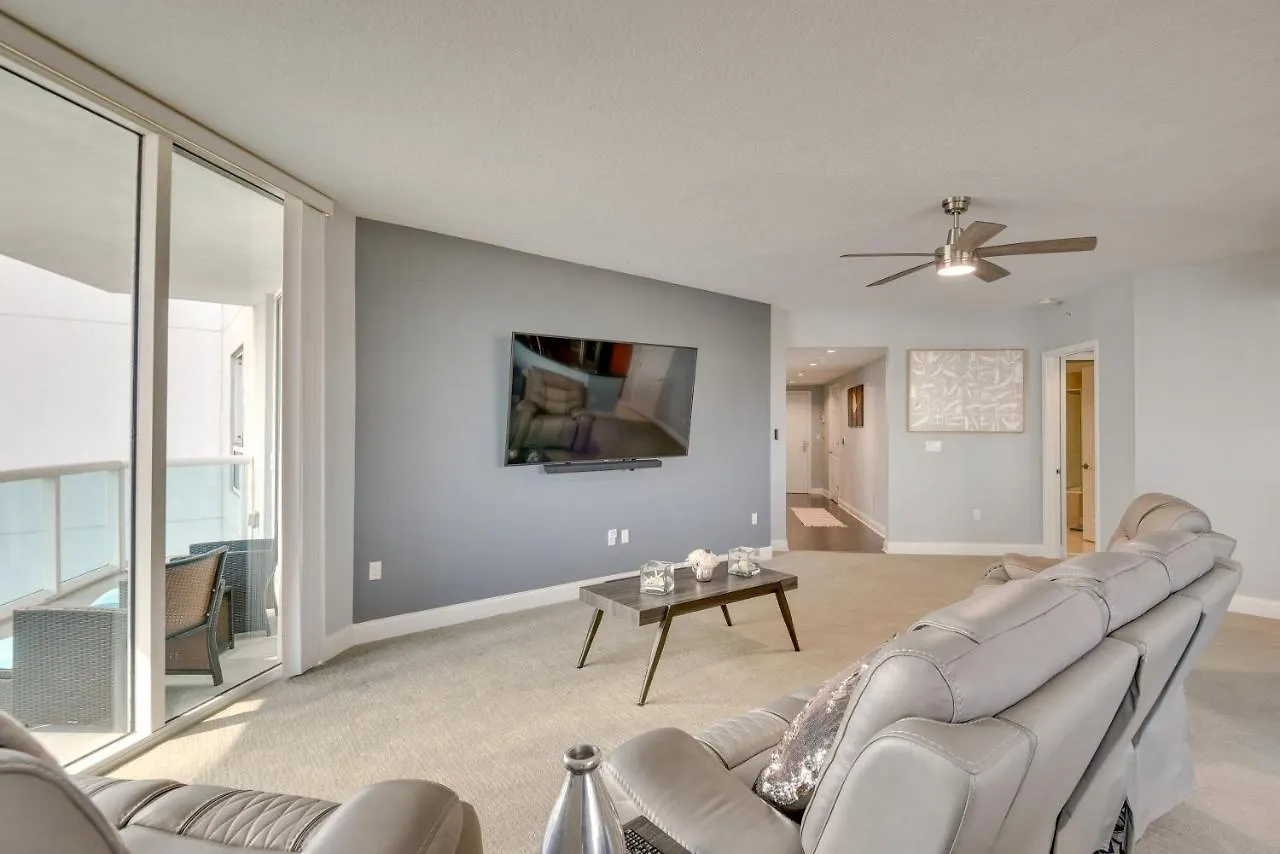 Apartment Luxe Resort Condo - 2 Mi To Daytona Beach! Holly Hill United States